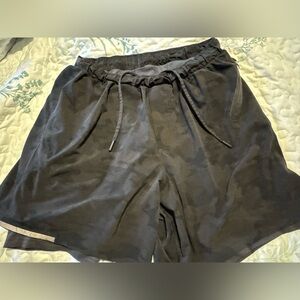 Lululemon Mens Camo Compression Shorts